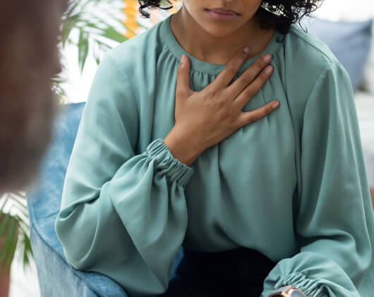 midsection-of-biracial-female-patient-attending-th-2023-11-27-05-05-34-utc 1 (1)